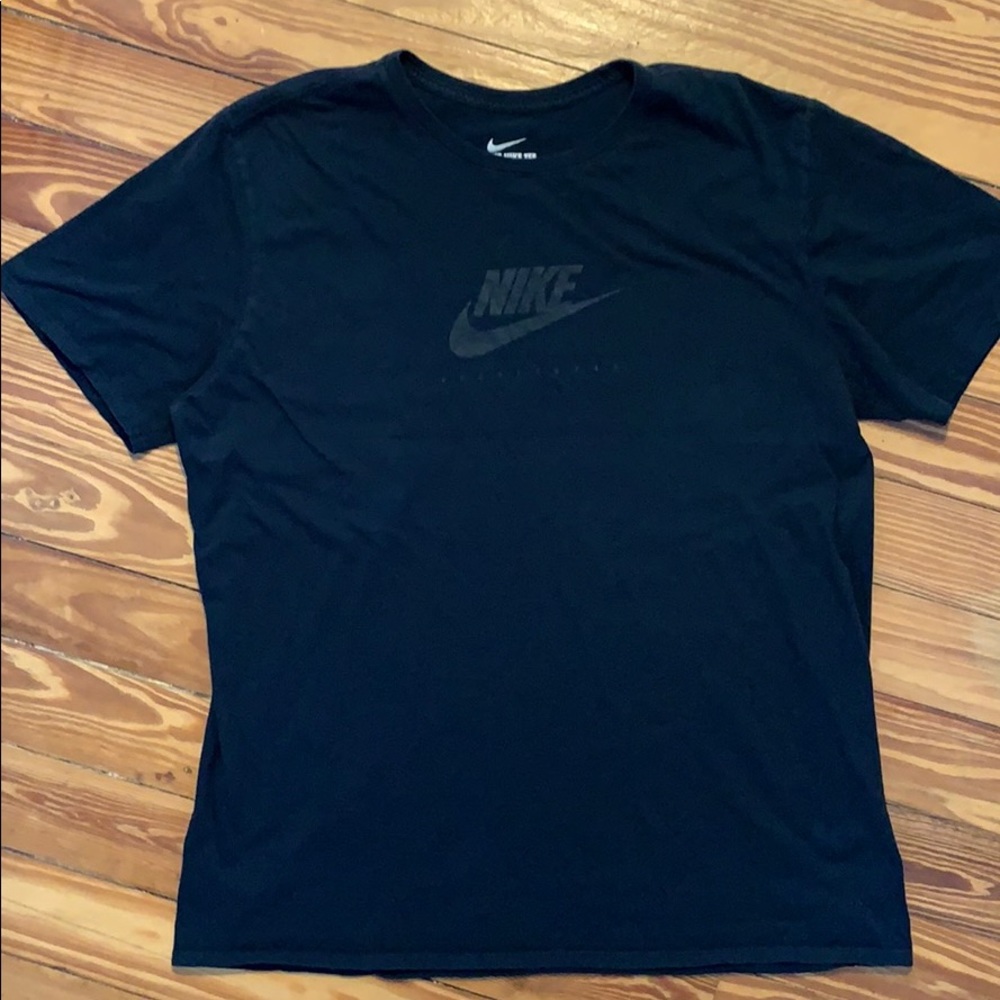 Nike Sportswear Tee Shirt
